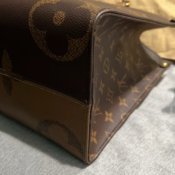 Authentic Louis Vuitton onthego MM reverse - Picture 15 of 16